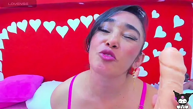 charlotte-11 online show from March 14, 2025, 6:07 pm