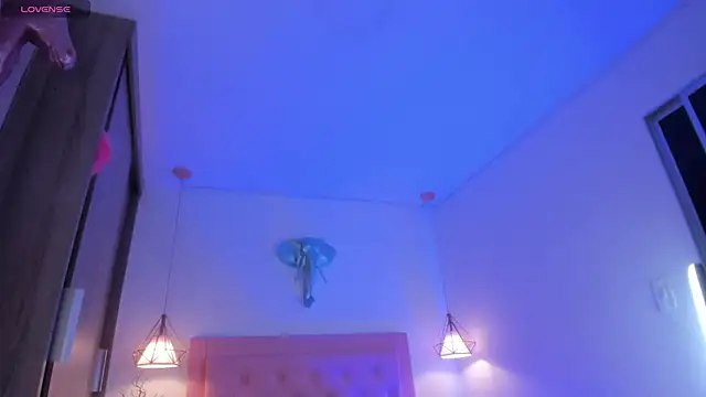 kimmy099 online show from March 20, 2025, 7:35 pm