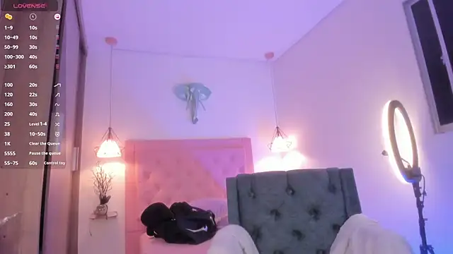 kimmy099 online show from March 7, 2025, 2:04 am