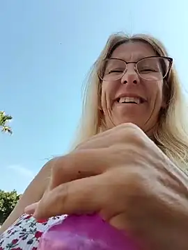blondyruby online show from May 31, 2026, 9:04 am