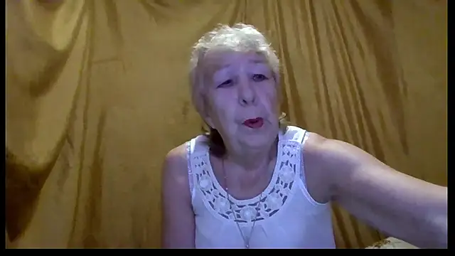  Estelitta 5 online show from February 14, 2026, 1:33 pm