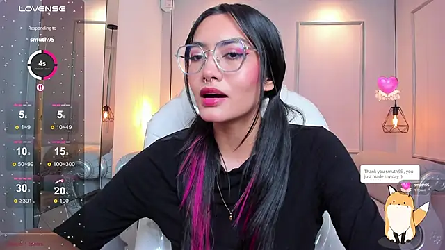 AzuraKindong online show from September 17, 2025, 7:27 pm