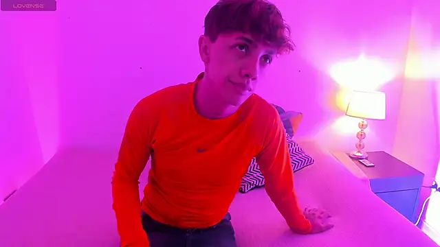 Tomy Rox online show from October 7, 2025, 8:32 pm