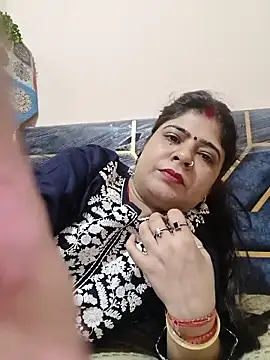 Husnpari20 online show from May 25, 2026, 4:23 am