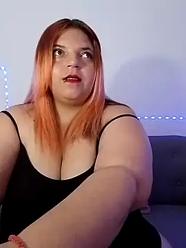 pamelavillaloboss online show from September 22, 2025, 9:54 pm