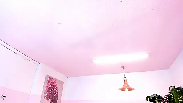 Snapshot of Red_lady chatting on January 21, 2025, 6:43 am Red lady online show from January 21, 2025, 6:43 am