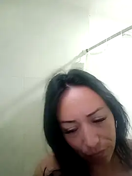 Snapshot of Laura_martin_ chatting on April 28, 2026, 11:14 am Laura martin online show from April 28, 2026, 11:14 am