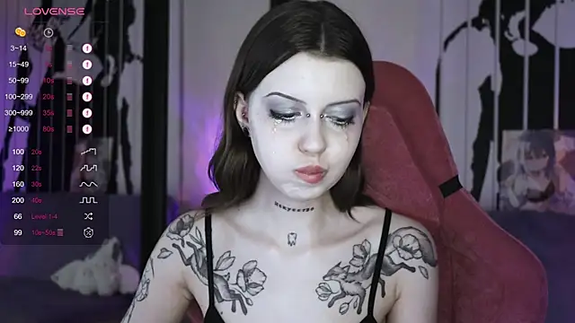 prettybones online show from January 12, 2025, 1:16 pm