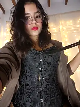 Juanelopez1 online show from February 10, 2025, 3:35 am