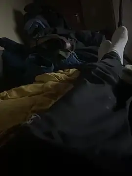 FreshWonder0 online show from December 19, 2025, 8:44 pm