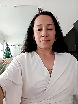 emilypoppy3 online show from December 2, 2025, 8:54 pm