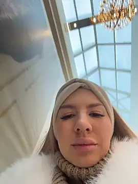 NewLale online show from December 14, 2025, 3:35 am