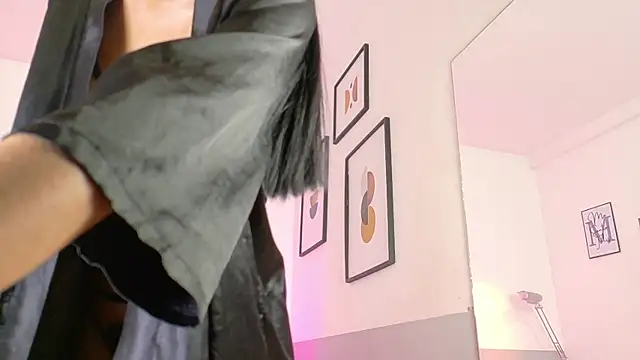 daddys little princesss online show from January 7, 2026, 3:00 am