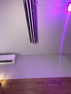 DeboraEvans online show from February 3, 2026, 8:14 pm