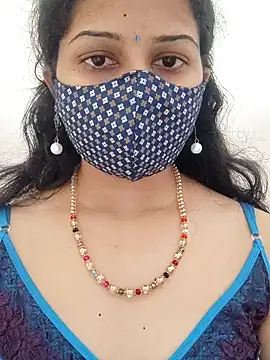 Angleannie online show from October 18, 2025, 2:13 am