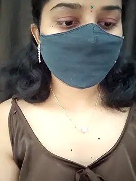 Snapshot of Angleannie chatting on February 6, 2026, 6:04 pm Angleannie online show from February 6, 2026, 6:04 pm