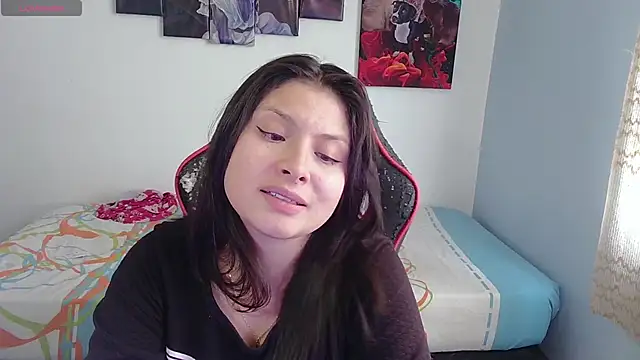 jessica gomez online show from November 26, 2025, 9:37 pm