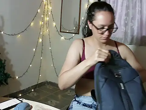 brittanycheeks online show from September 11, 2025, 10:54 pm