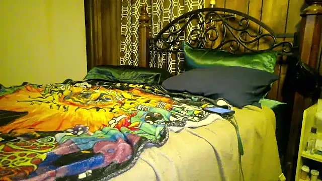 Snapshot of samone9 chatting on April 21, 2026, 2:47 am samone9 online show from April 21, 2026, 2:47 am