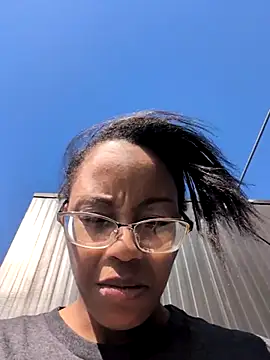 samone9 online show from February 25, 2026, 6:08 pm