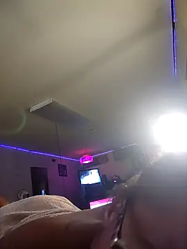 samone9 online show from October 6, 2025, 6:36 am