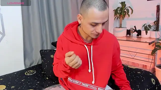 Aron-santoro online show from February 12, 2025, 3:51 am