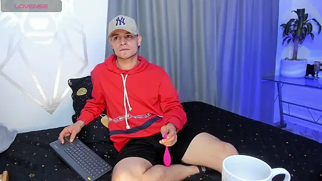 Aron-santoro online show from February 13, 2025, 4:00 am