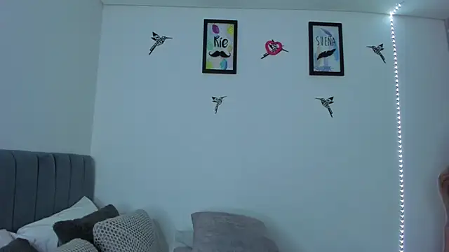 im sarah34 online show from December 20, 2025, 7:22 am