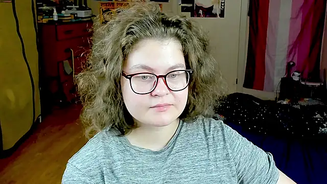 Sashy Way online show from October 10, 2025, 8:20 pm