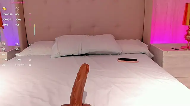kaylarossi online show from July 1, 2026, 8:09 pm