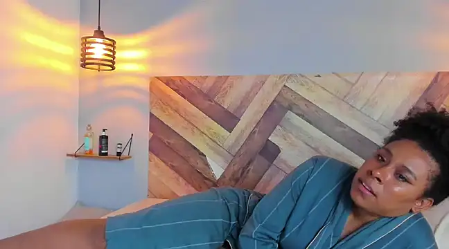 EmmilyBrant online show from March 2, 2025, 5:44 am