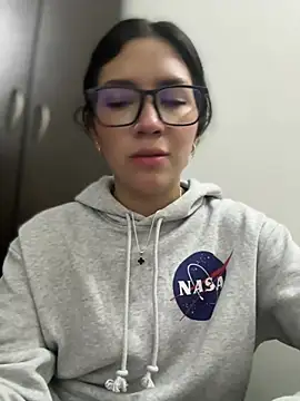 Mila Morgan online show from March 7, 2025, 3:40 am