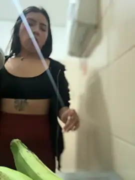 Mila Morgan online show from April 4, 2026, 9:32 pm