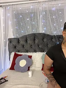 ivanna rivera online show from November 26, 2025, 3:23 pm