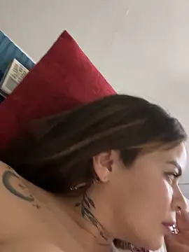 ivanna rivera online show from December 13, 2025, 8:04 pm