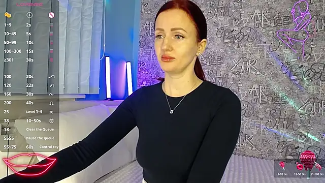 ElisaJane online show from November 20, 2025, 9:58 pm