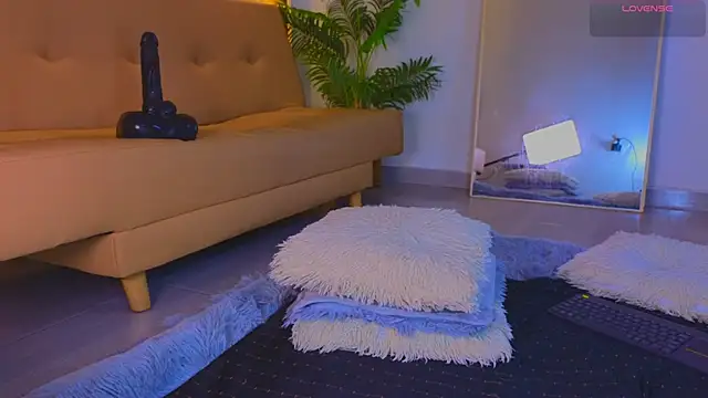 Isa  Blanc online show from January 9, 2026, 3:13 am