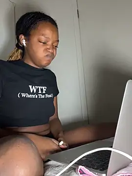 minimama69 online show from September 27, 2025, 8:42 am