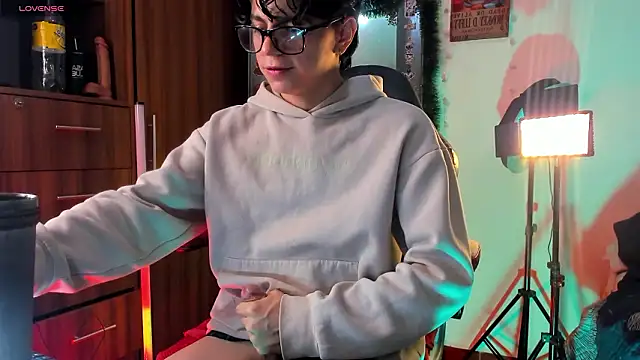 marckalexis online show from February 23, 2026, 2:28 pm