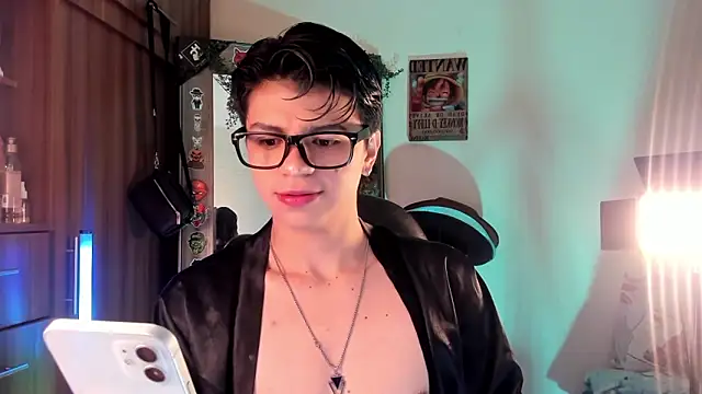 marckalexis online show from September 17, 2025, 12:07 pm