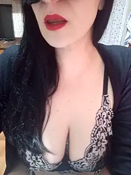 Snapshot of Melanya83 chatting on February 15, 2025, 11:14 pm Melanya83 online show from February 15, 2025, 11:14 pm