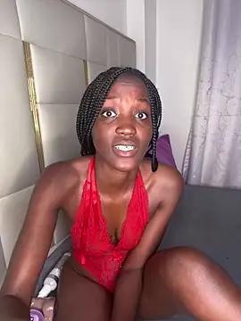 Fanclubbbbb online show from March 7, 2025, 6:11 pm