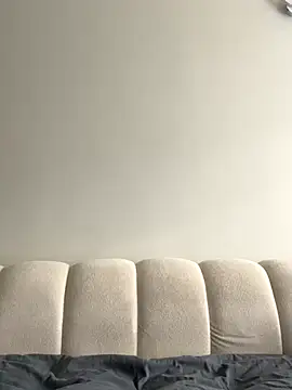 Fanclubbbbb online show from October 9, 2025, 7:20 am