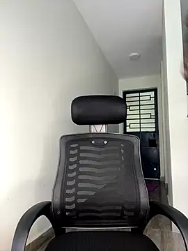 Fanclubbbbb online show from September 12, 2025, 9:20 am