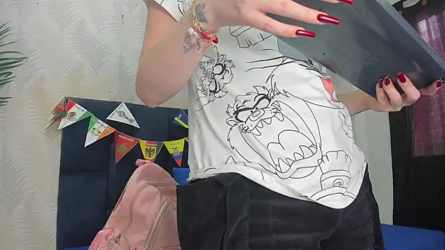 Ammy Connor1 online show from July 3, 2026, 6:58 pm
