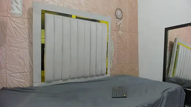 Snapshot of Ammy_Connor1 chatting on November 22, 2025, 9:13 pm Ammy Connor1 online show from November 22, 2025, 9:13 pm