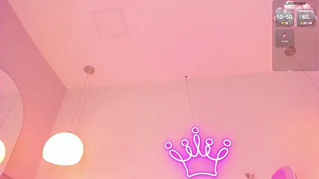 Snapshot of violeth_hill chatting on September 15, 2025, 7:47 pm violeth hill online show from September 15, 2025, 7:47 pm