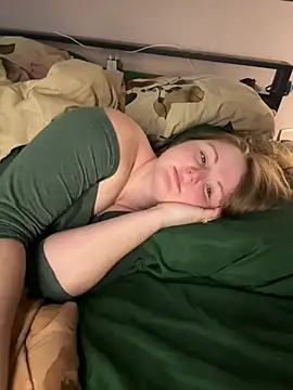 GingerSnap33 online show from February 16, 2025, 5:26 pm