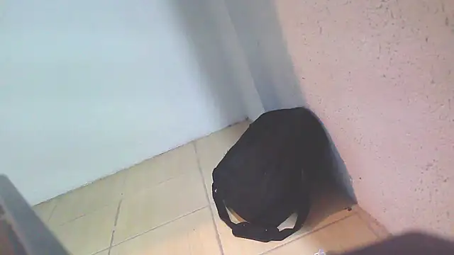 carolinesampaio online show from March 7, 2025, 9:40 am