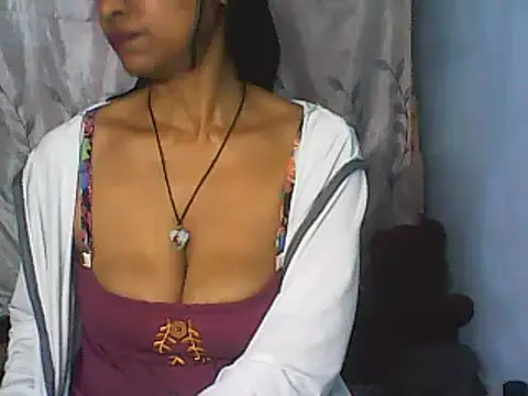 nene belle online show from September 19, 2025, 6:17 am